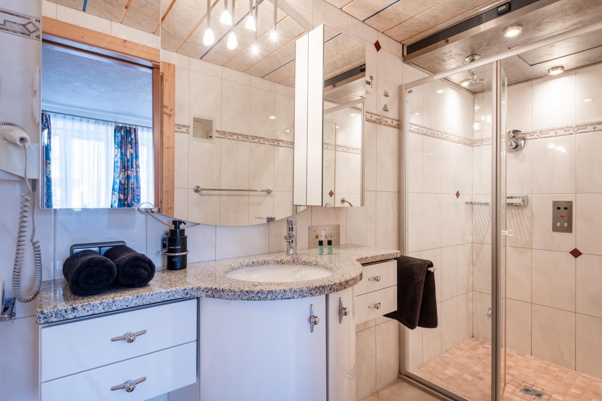 Apartmenthaus Ehrenberg Ehenbichl Kültér fotó