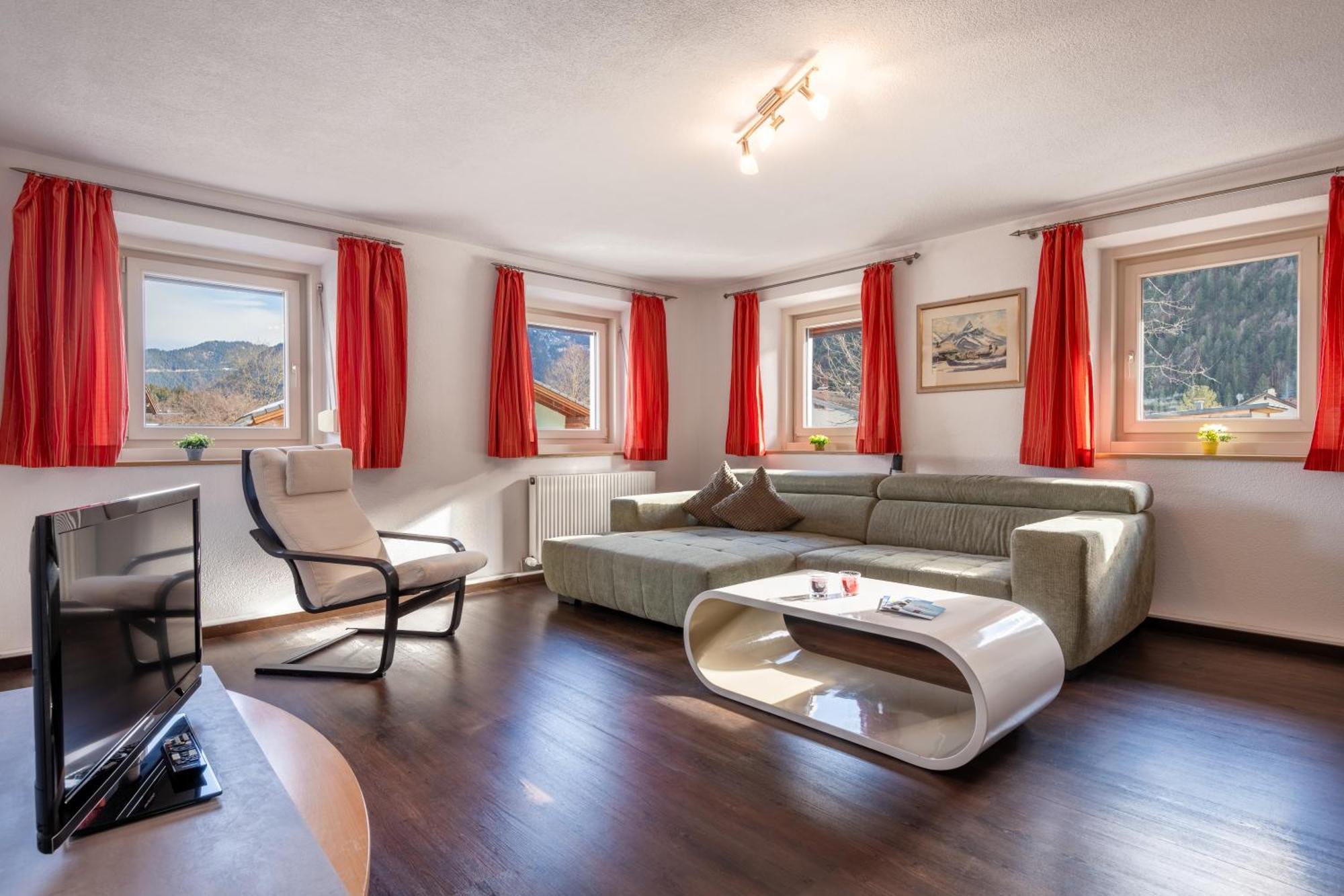 Apartmenthaus Ehrenberg Ehenbichl Kültér fotó