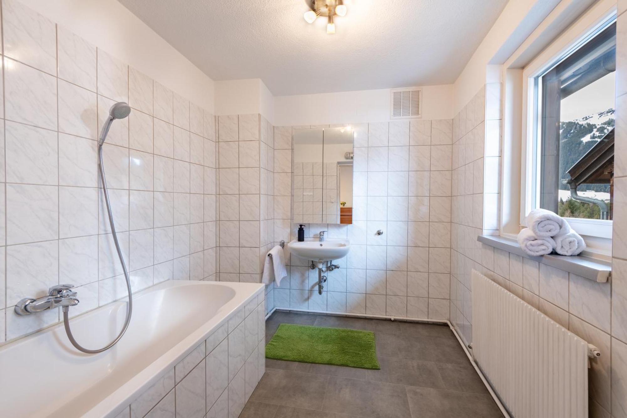 Apartmenthaus Ehrenberg Ehenbichl Kültér fotó