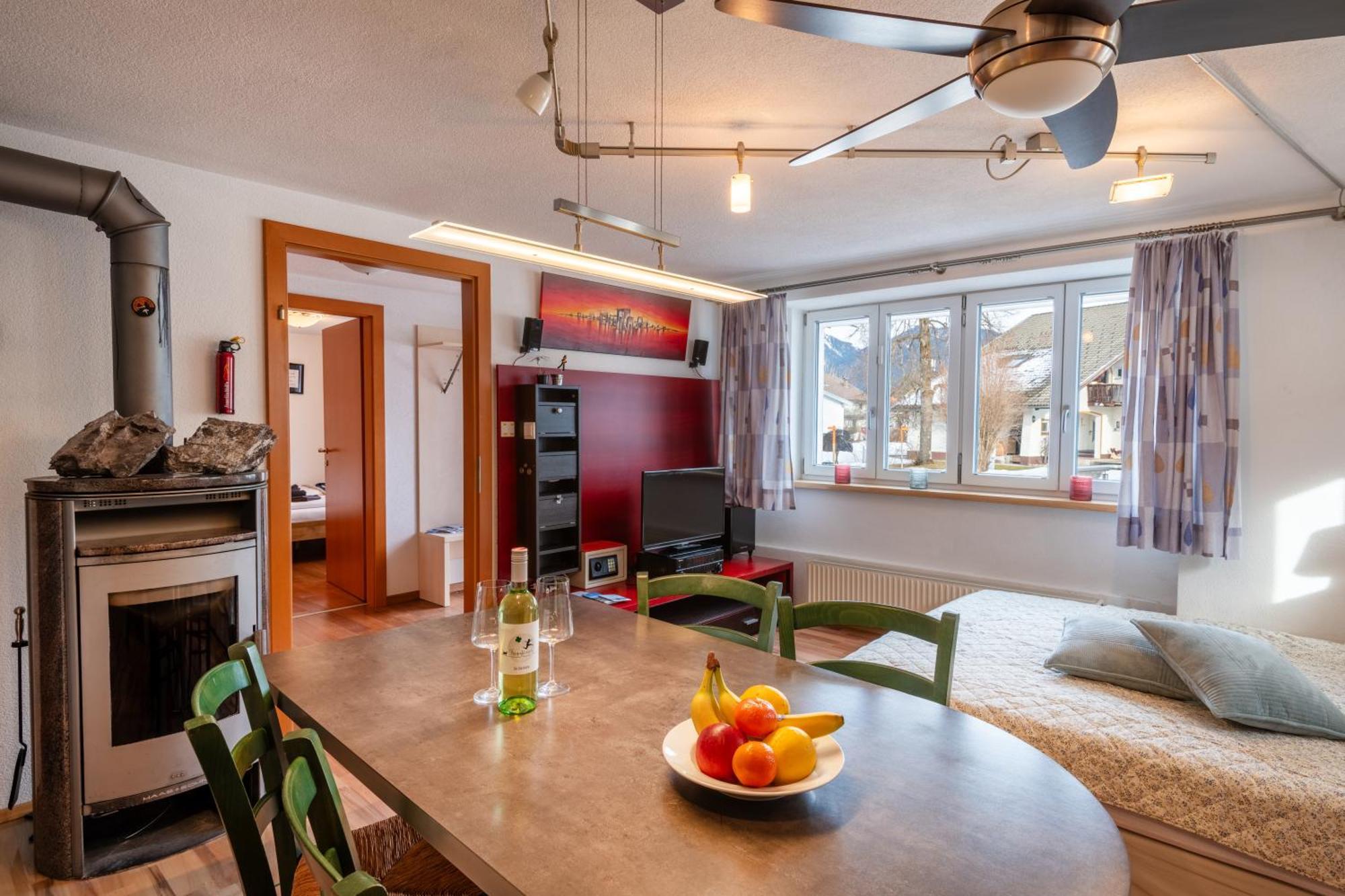 Apartmenthaus Ehrenberg Ehenbichl Kültér fotó